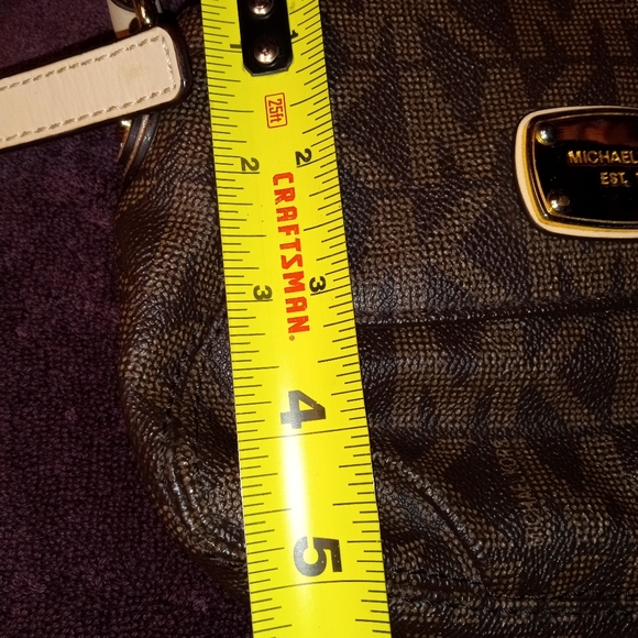 Michael kors mini crossbody bag - Picture 3 of 8